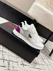 PRADA 25S MEN SNEAKERS LOGO IN WHITE AND MULBERRY NUBUCK AND CANVAS
