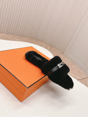 HM 25S ORAN SANDAL IN BLACK SHEARLING WITH SILVER HARDWARE