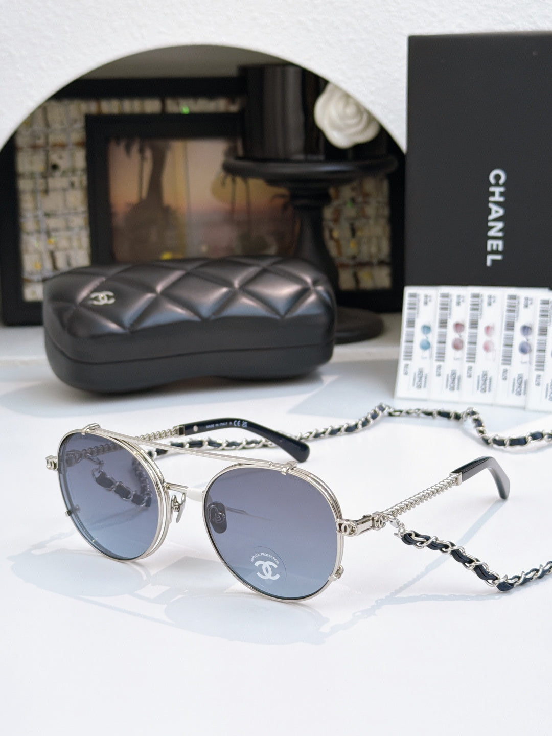 CHANEL 26S ROUND SUNGLASSES IN METAL FRAME 408120