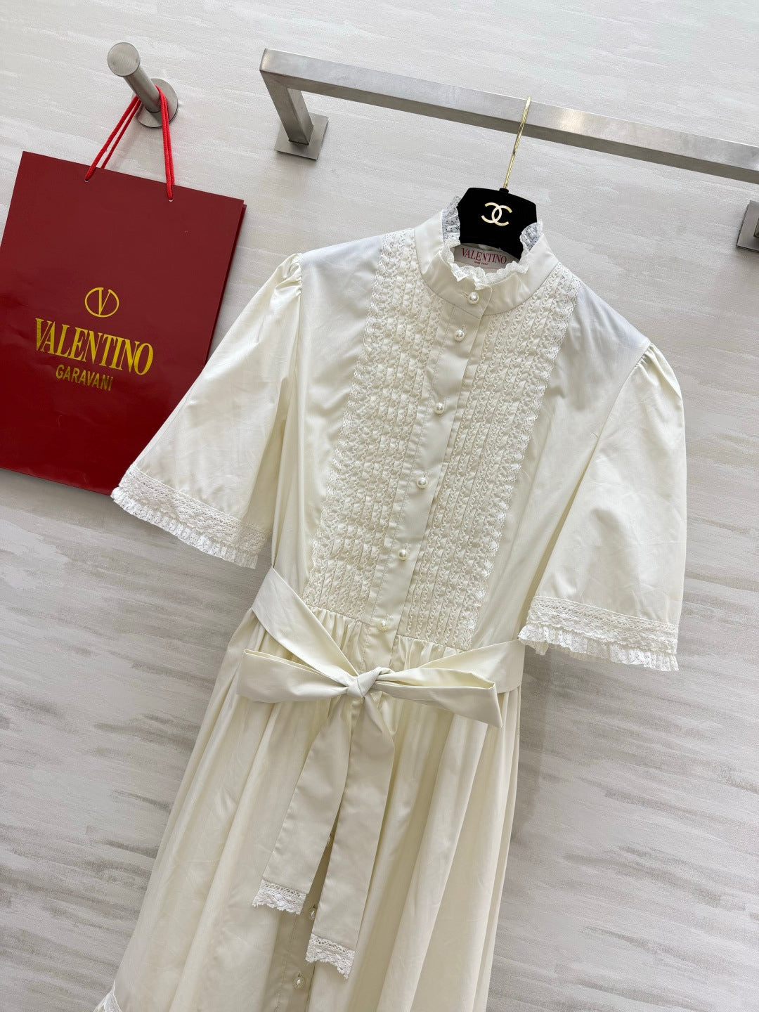 VALENTINO 26S SHORT SLEEVE LACE MIDI DRESS 117