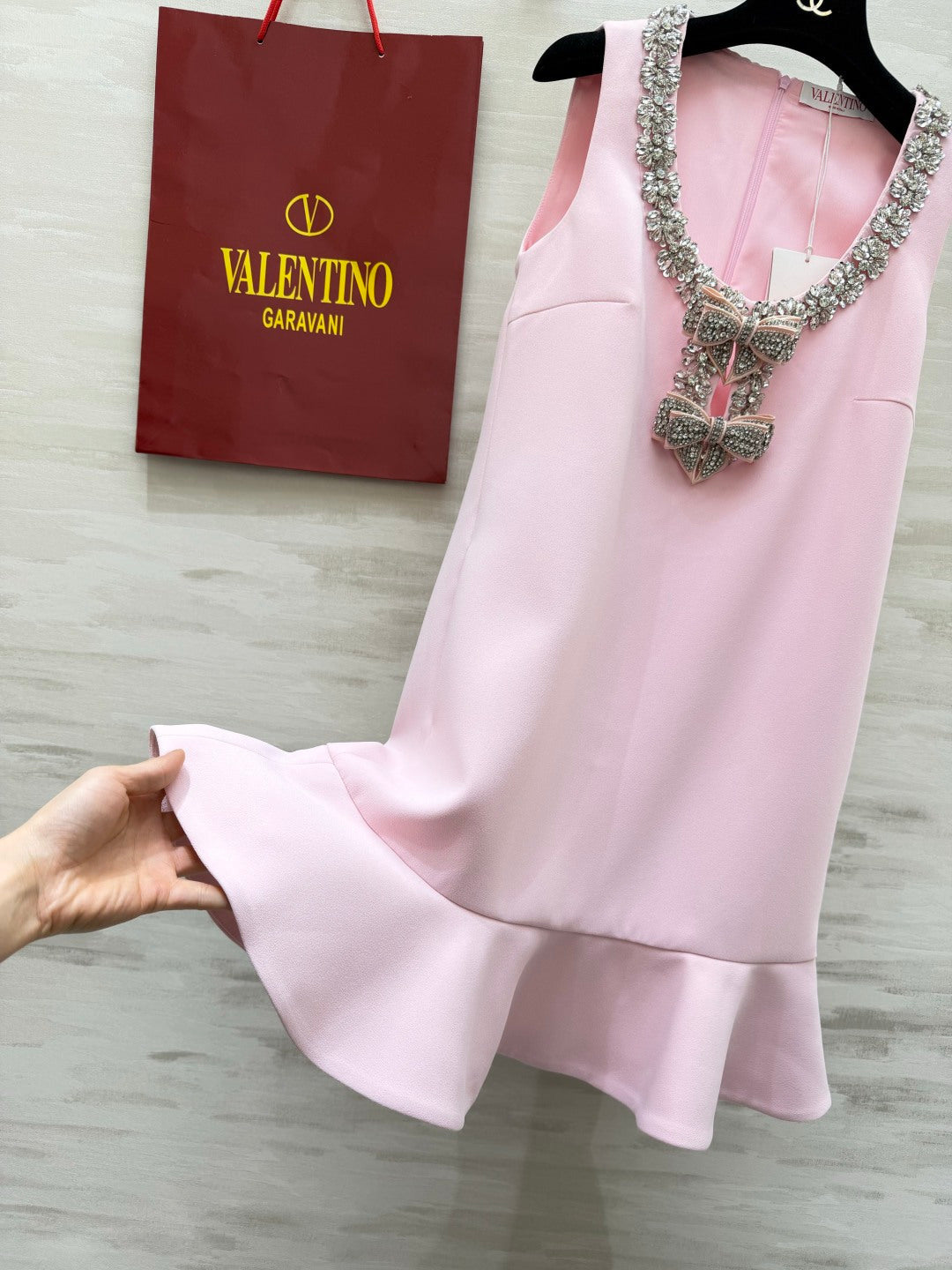 VALENTINO 26S SLEEVELESS MINI DRESS 444