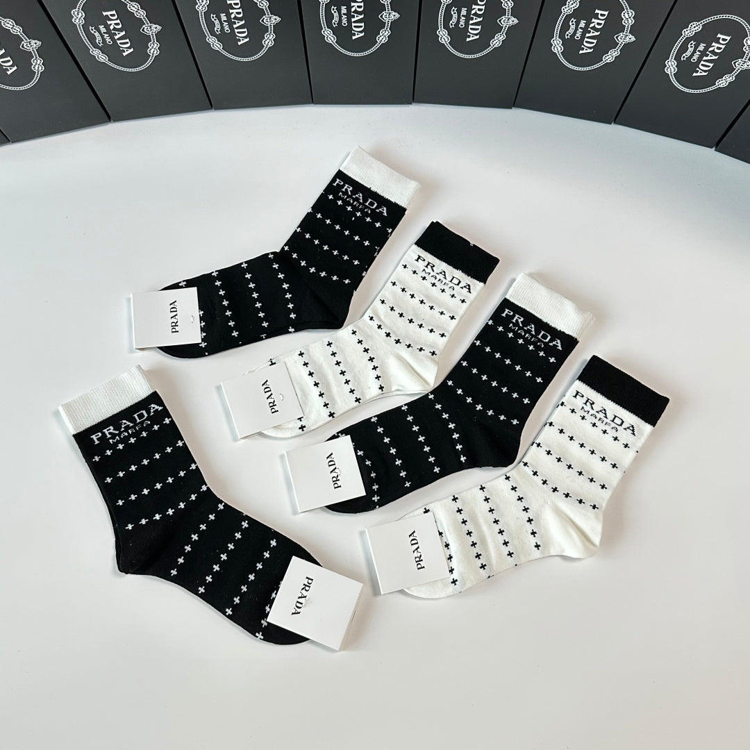 PRADA 26S CREW SOCKS 899329 (1 BOX)