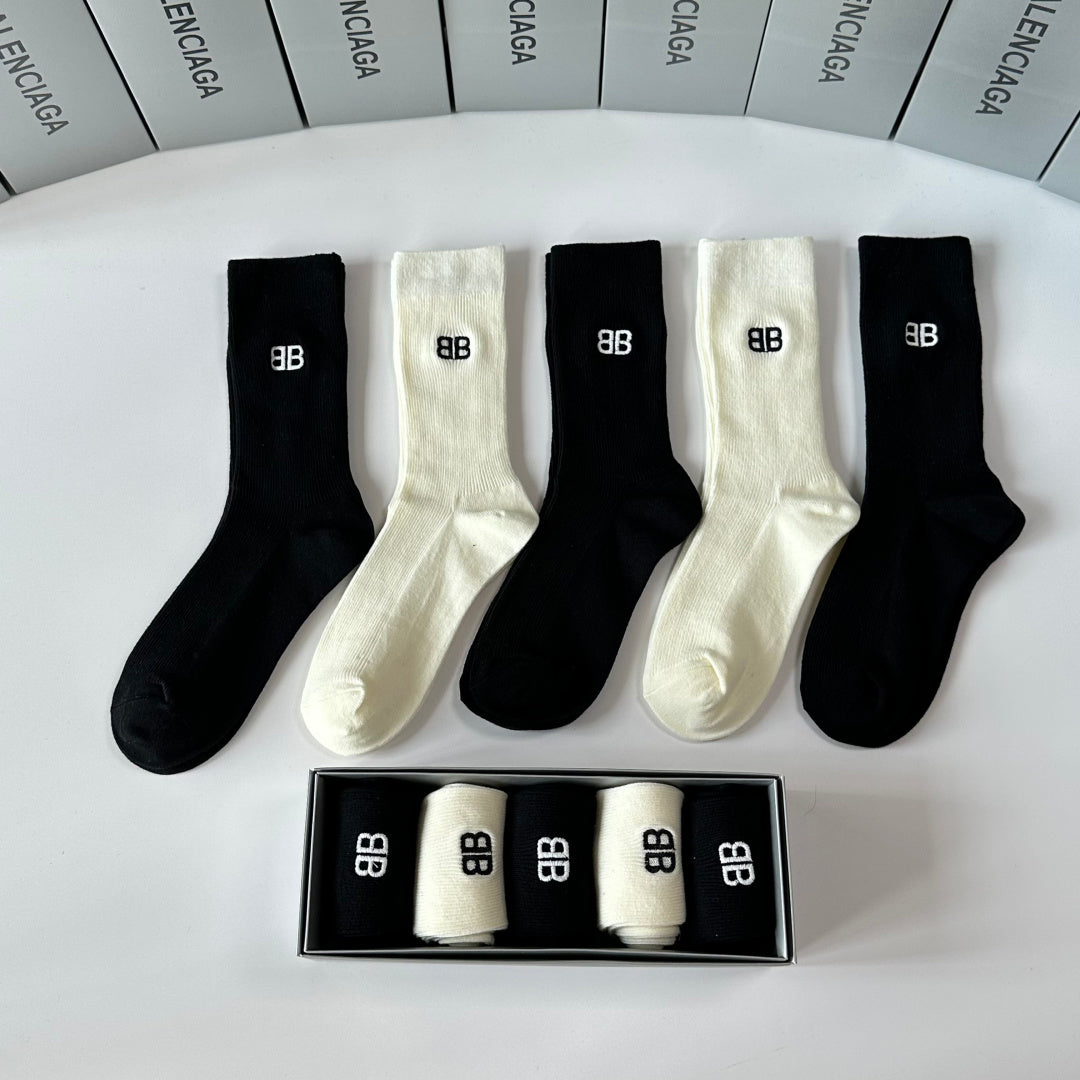 BALENCIAGA 26S CREW SOCKS 263815 (1 BOX)