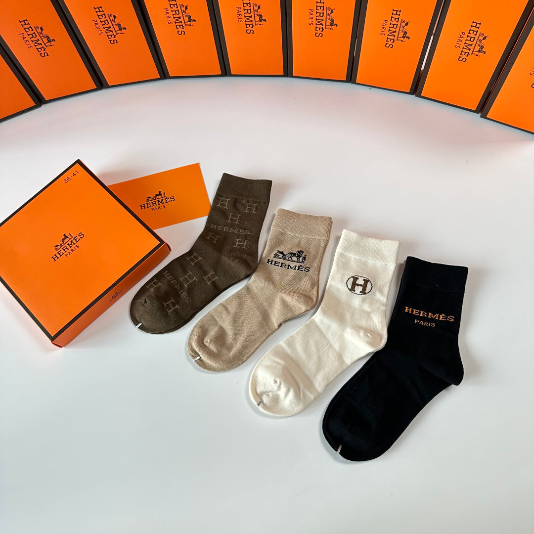 HERMES 26S CREW SOCKS 273918 (1 BOX)