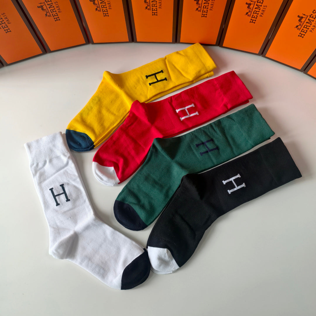 HERMES 26S CREW SOCKS 382074 (1 BOX)
