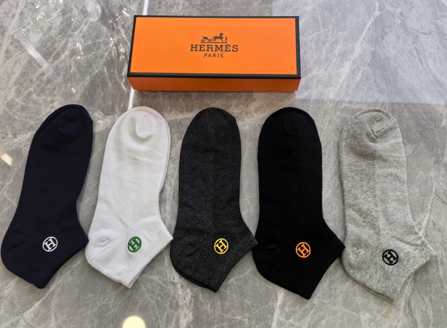 HERMES 26S ANKLE SOCKS 395230 (1 BOX)