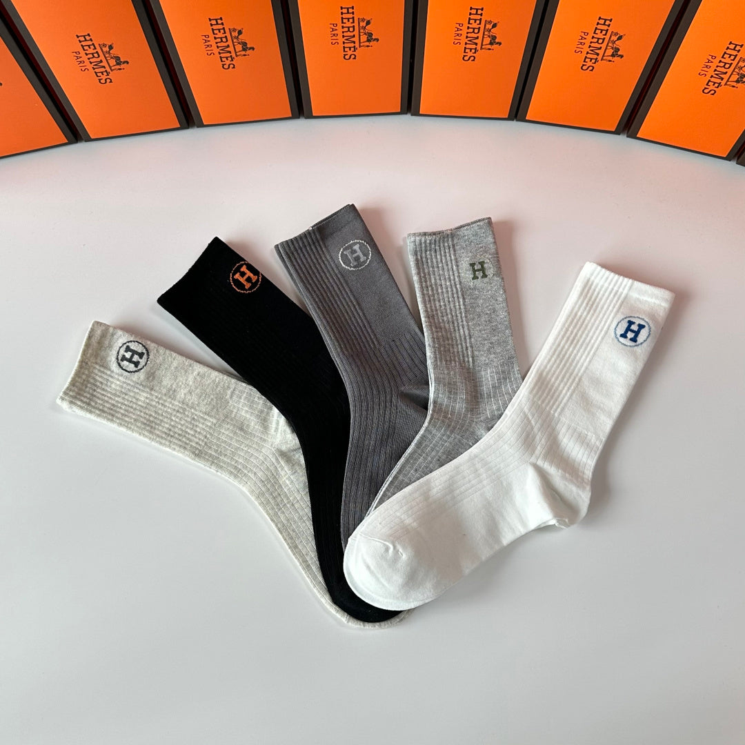 HERMES 26S CREW SOCKS 400157 (1 BOX)
