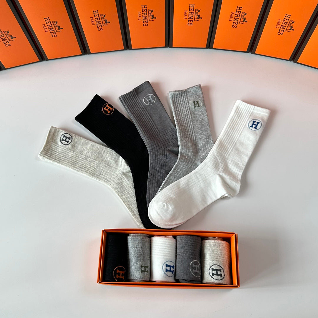 HERMES 26S CREW SOCKS 400157 (1 BOX)