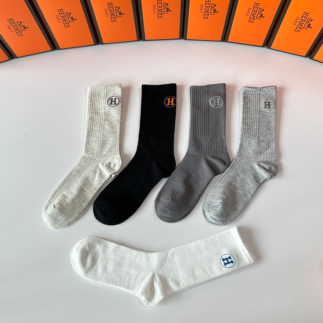 HERMES 26S CREW SOCKS 400157 (1 BOX)