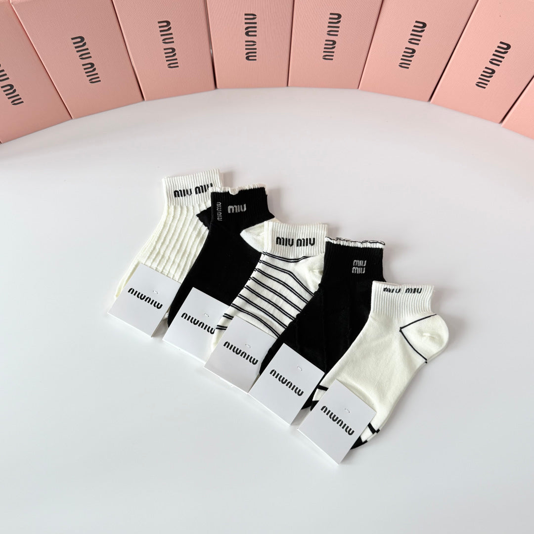 MIUMIU 26S ANKLE SOCKS 415706 (1 BOX)