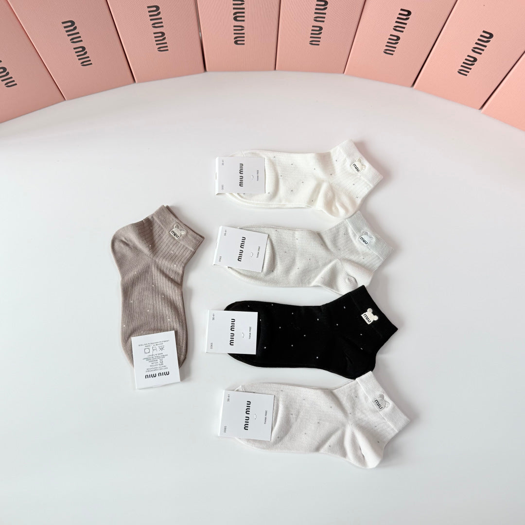MIUMIU 26S ANKLE SOCKS 415708 (1 BOX)