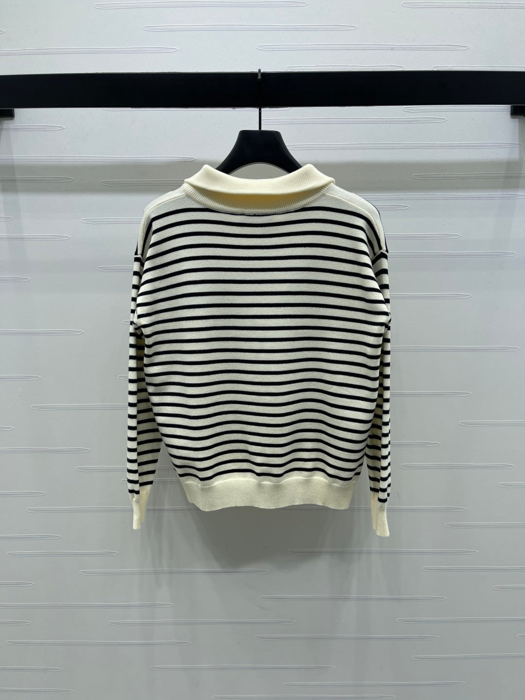 MIUMIU POLO KNIT SWEATER STYLE 487