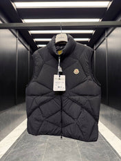 MONCLER 25S SLEEVELESS JACKET 479
