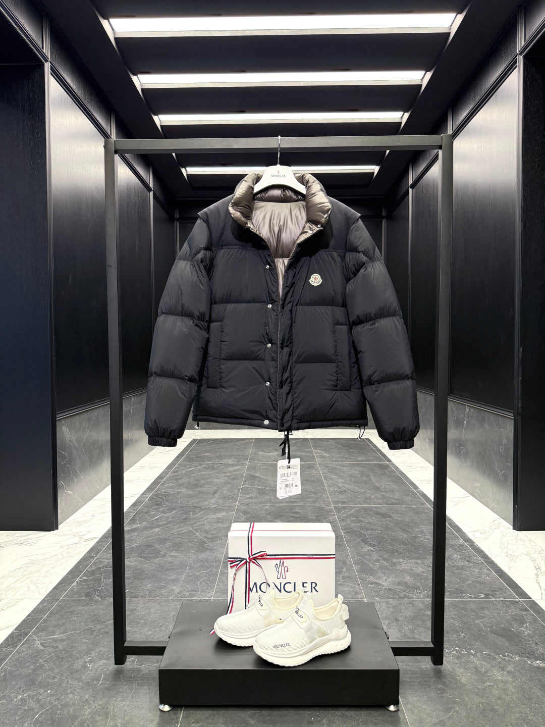 MONCLER 25S PREMIUM DOWN JACKET 478