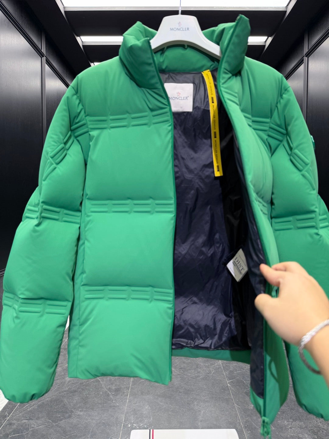 MONCLER 25S PREMIUM DOWN JACKET 447