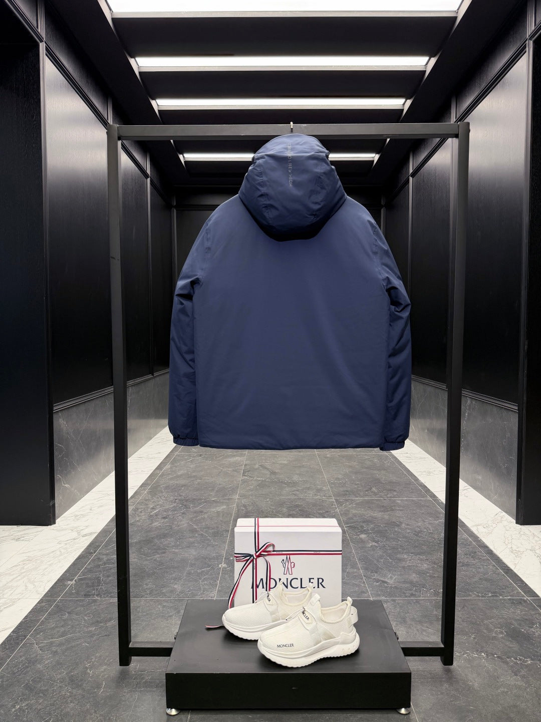 MONCLER 25S HOODED SKI JACKET 384