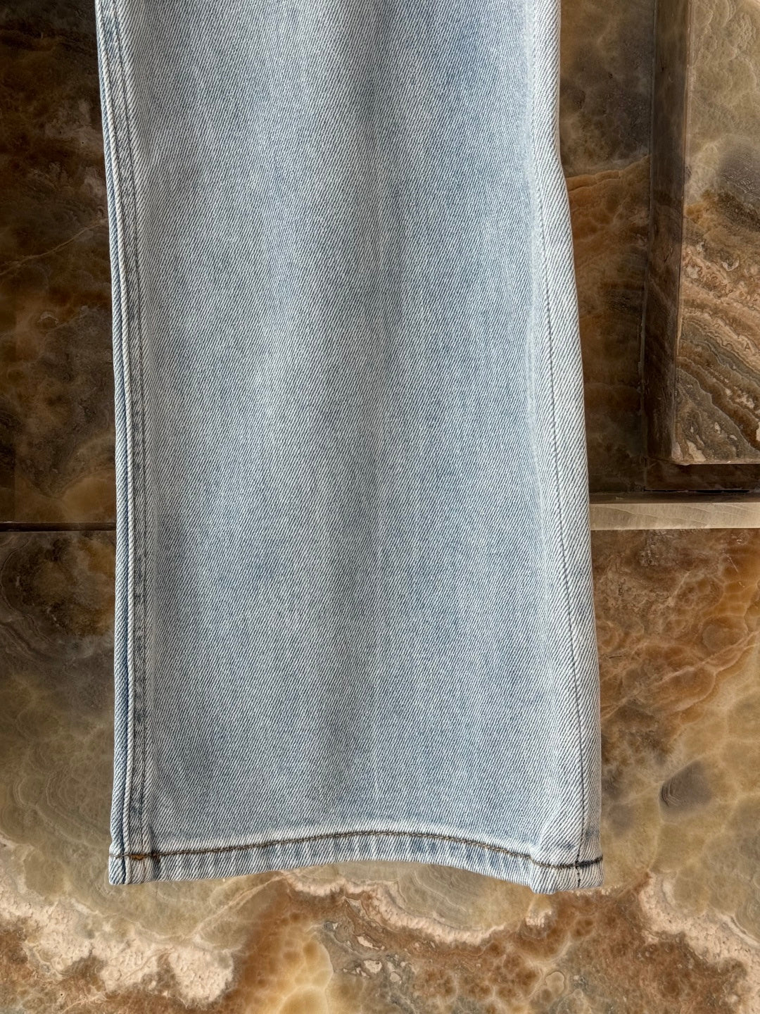 VALENTINO 26S HIGH-WAIST WIDE-LEG JEANS 457