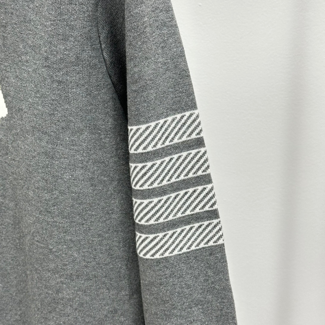 THOM 26S ROUND-NECK KNIT SWEATER 346