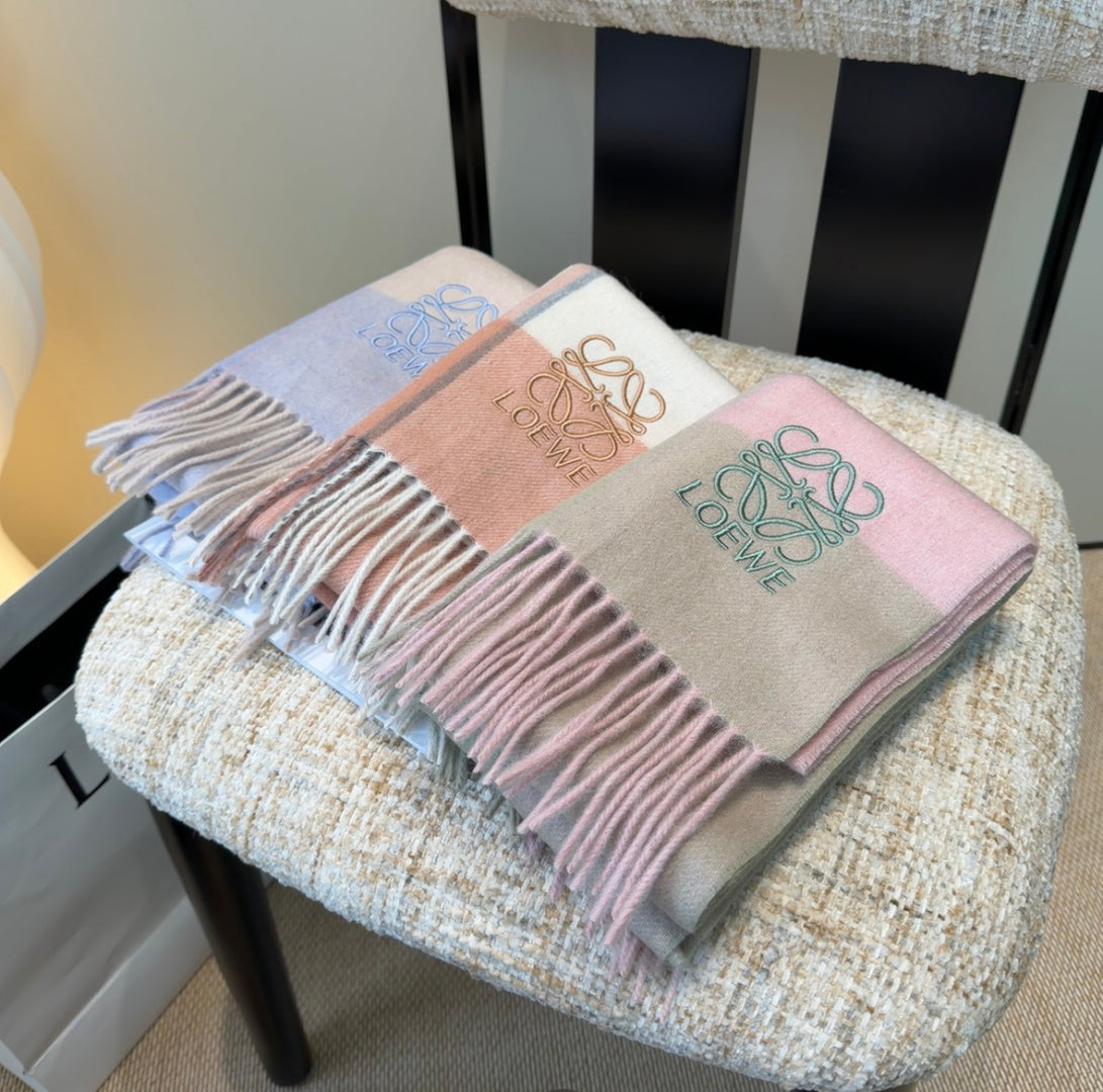 LOEWE 26S SCARF 180 IN CASHMERE WOOL 202470