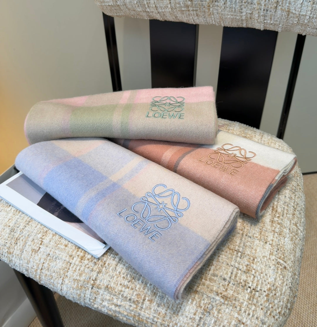 LOEWE 26S SCARF 180 IN CASHMERE WOOL 202470