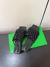 BOTTEGA VENETA 26S WOVEN STRAP SANDALS IN BLACK LAMBSKIN