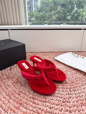 ALAIA 26S HEELED THONG SANDALS IN RED VELVET