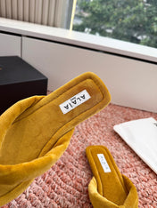 ALAIA 26S THONG SANDALS IN MUSTARD YELLOW VELVET