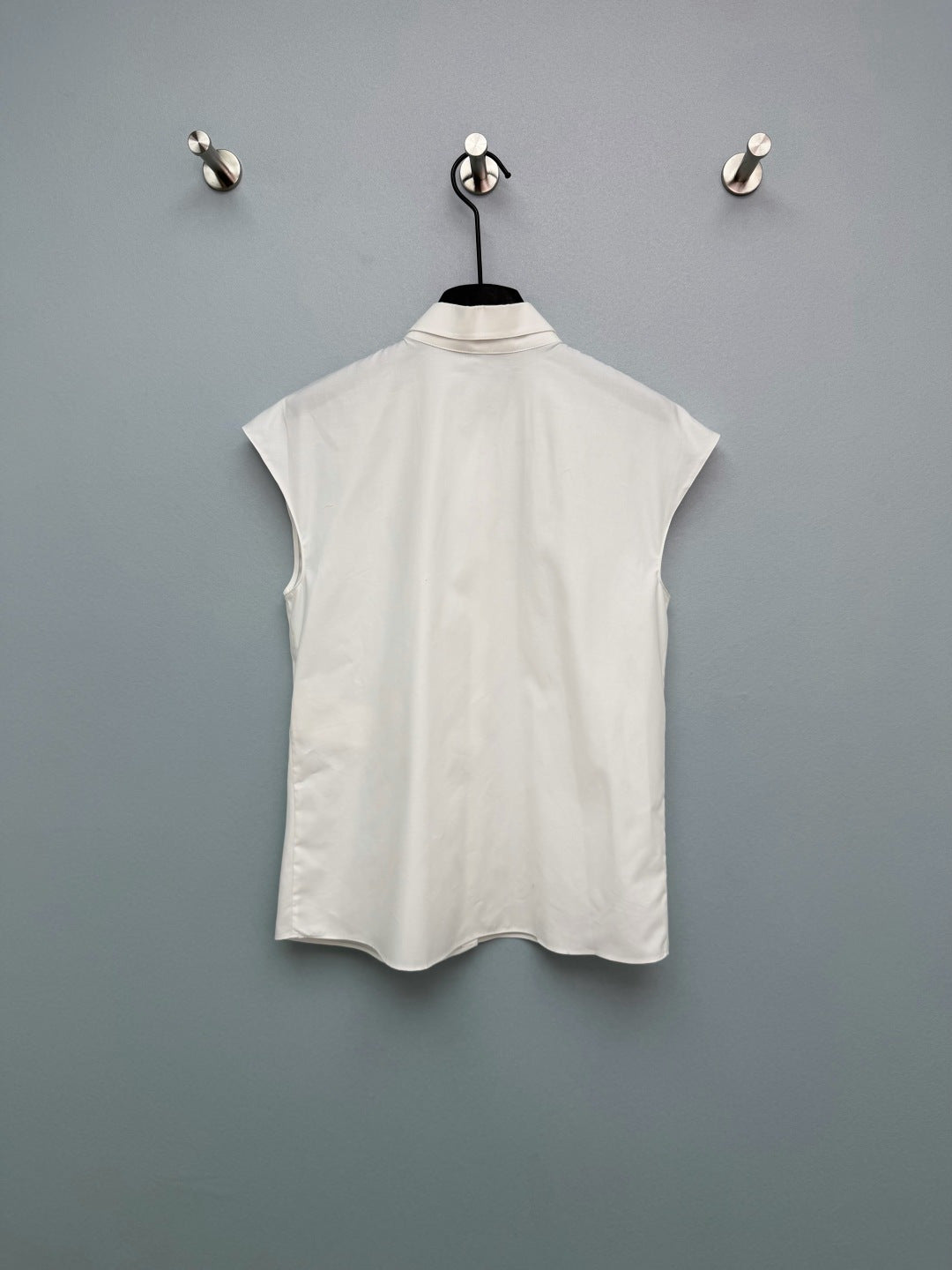 VALENTINO 26S SLEEVELESS SHIRT 152