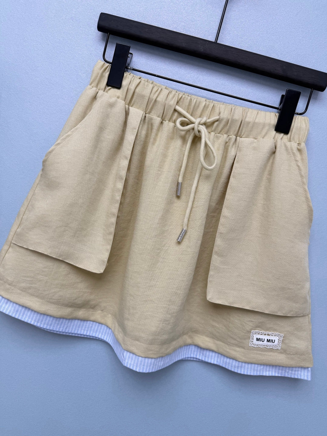 MIUMIU 26S TOP AND SKIRT SET STYLE 1084