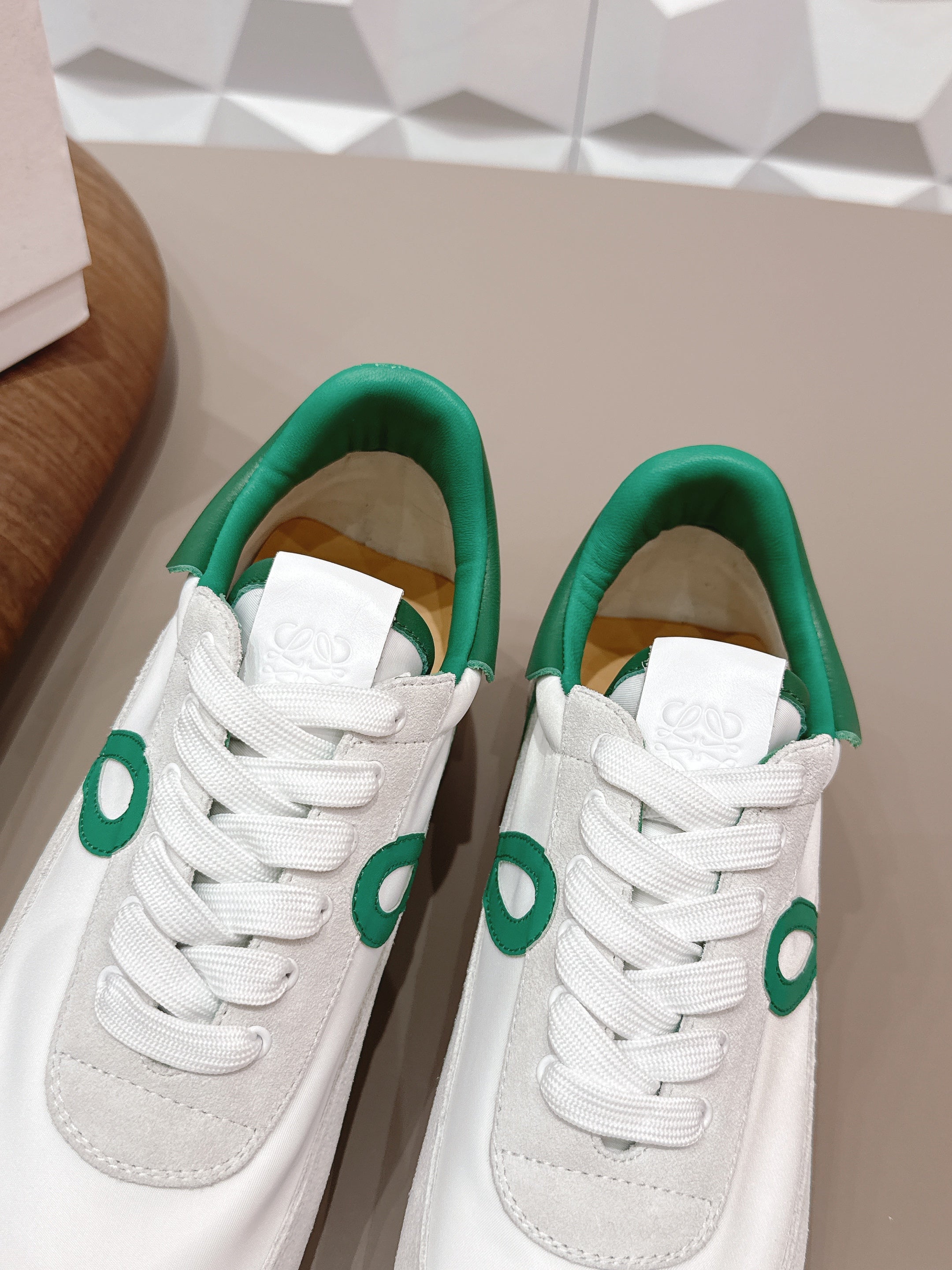 LOEWE 26S FLOW RUNNER SNEAKER IN WHITE SUEDE AND DEEP TEAL GREEN CALFSKIN