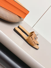 HM 26S GIULIA SANDAL IN CARAMEL BROWN EPSOM CALFSKIN SILVER HARDWARE