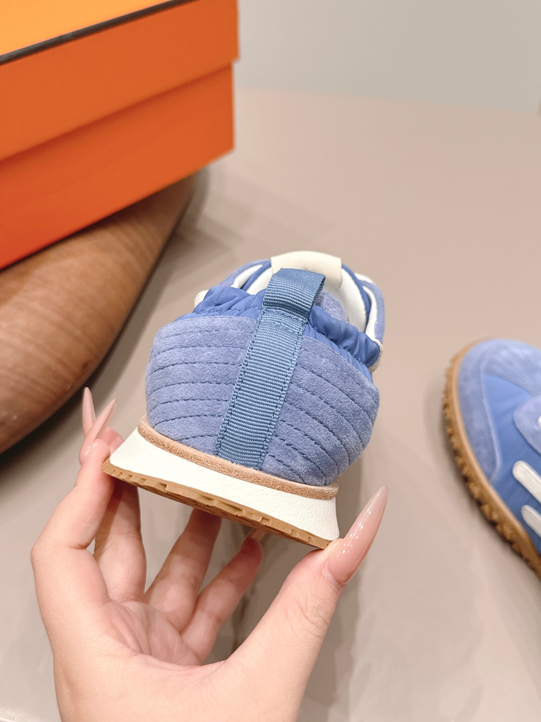 HM 26S BOUNCING SNEAKERS IN BLUE NYLON AND SUEDE