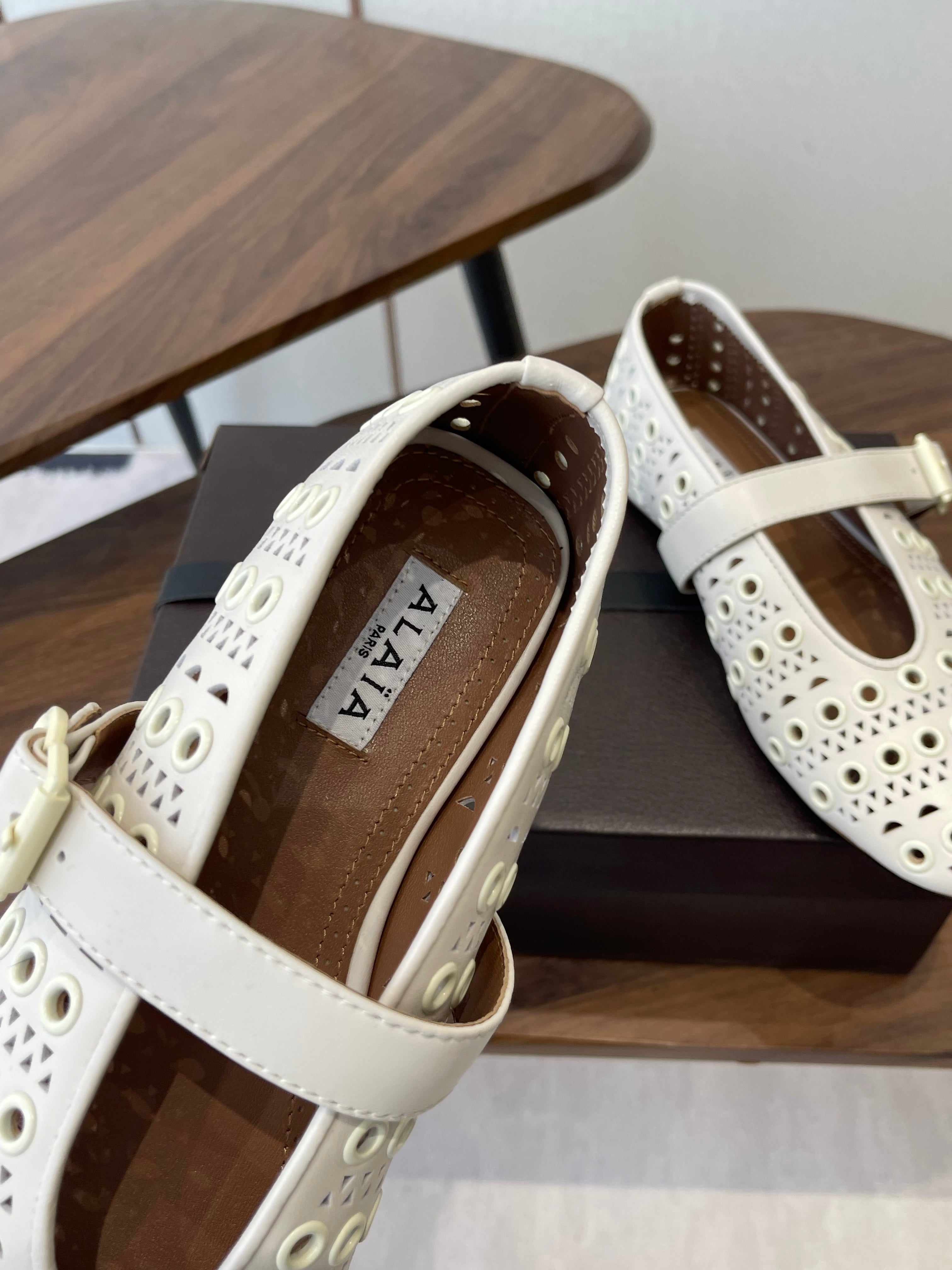 ALAIA 26S MARY JANE FLATS IN WHITE LAMBSKIN