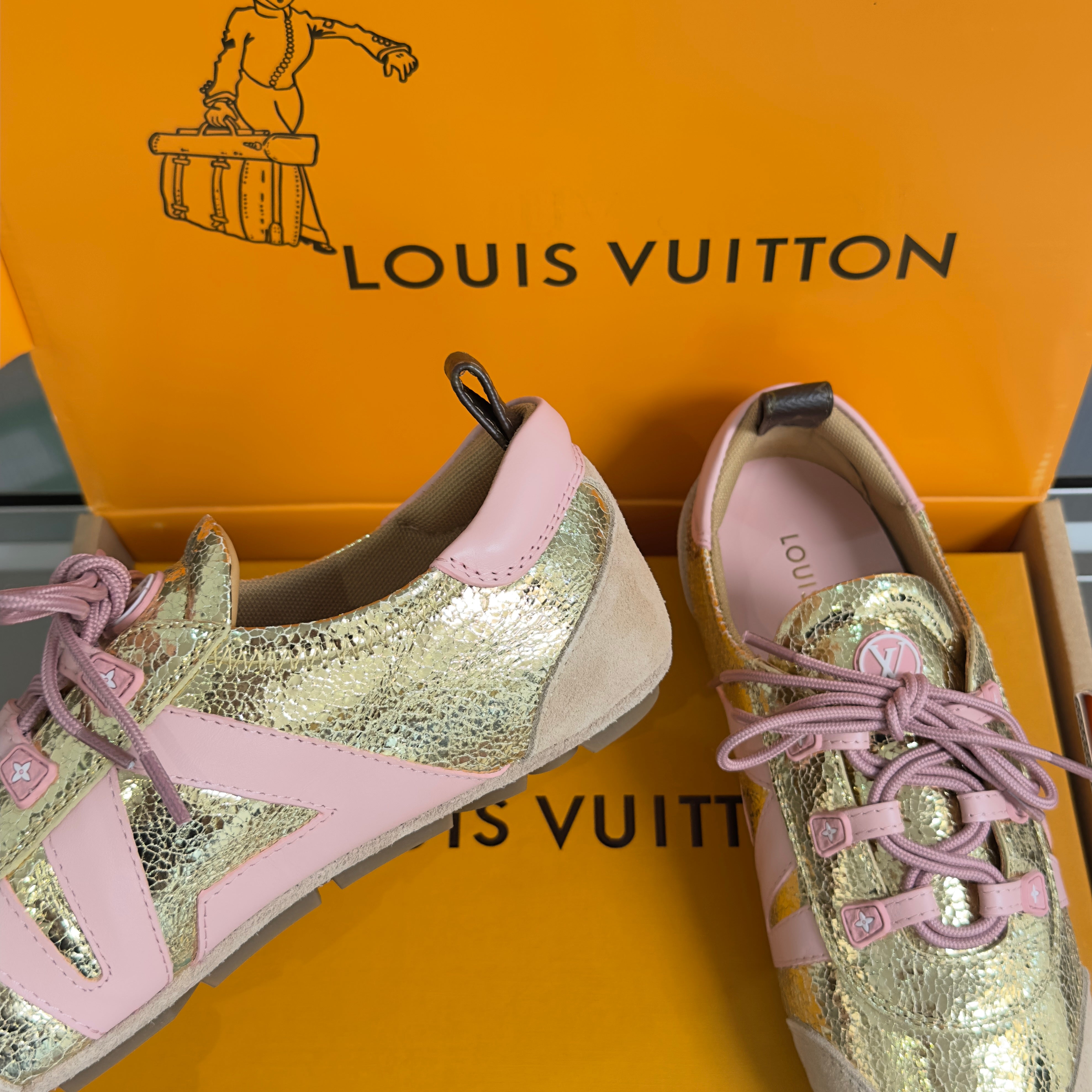 LV 26S SNEAKERINA SNEAKERS IN GOLD PINK CALFSKIN AND SUEDE