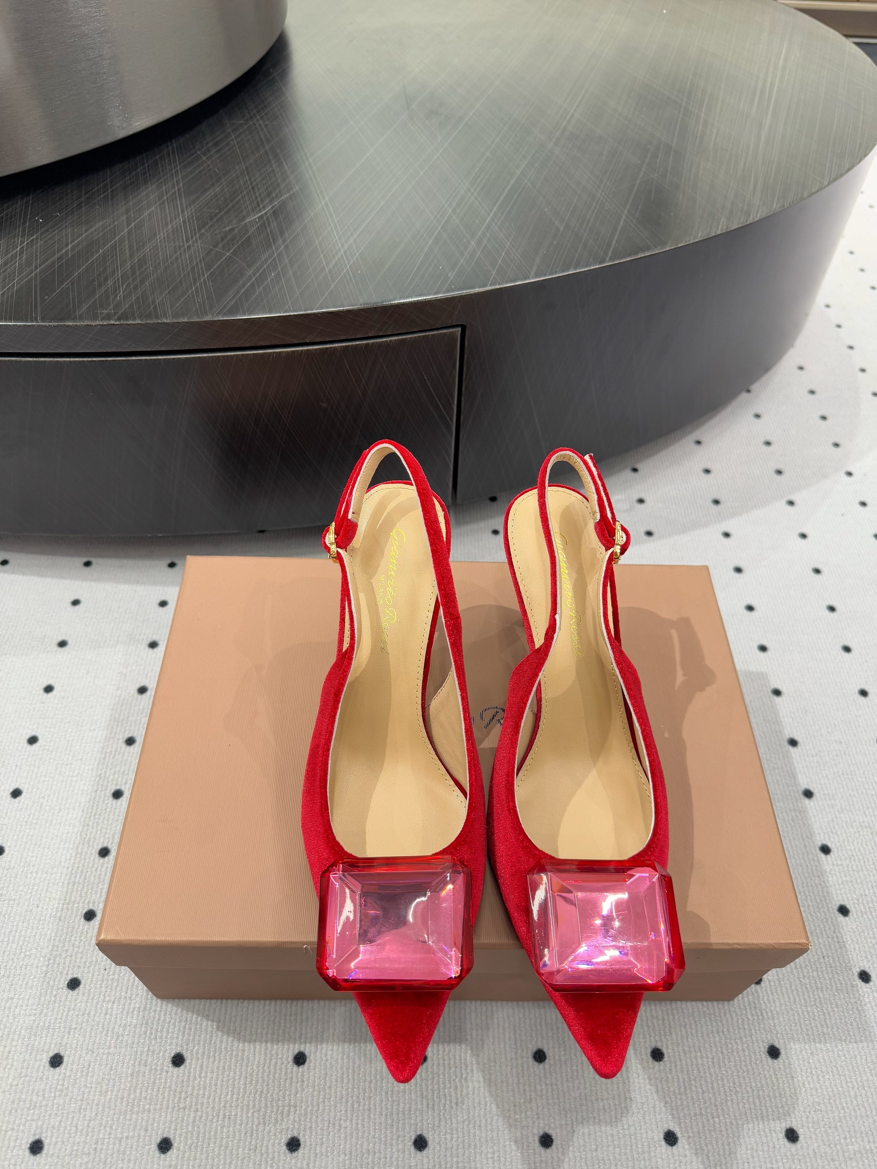 GIANVITO ROSSI 26S HIGH-HEEL SLINGBACKS 85 MM IN RED VELVET