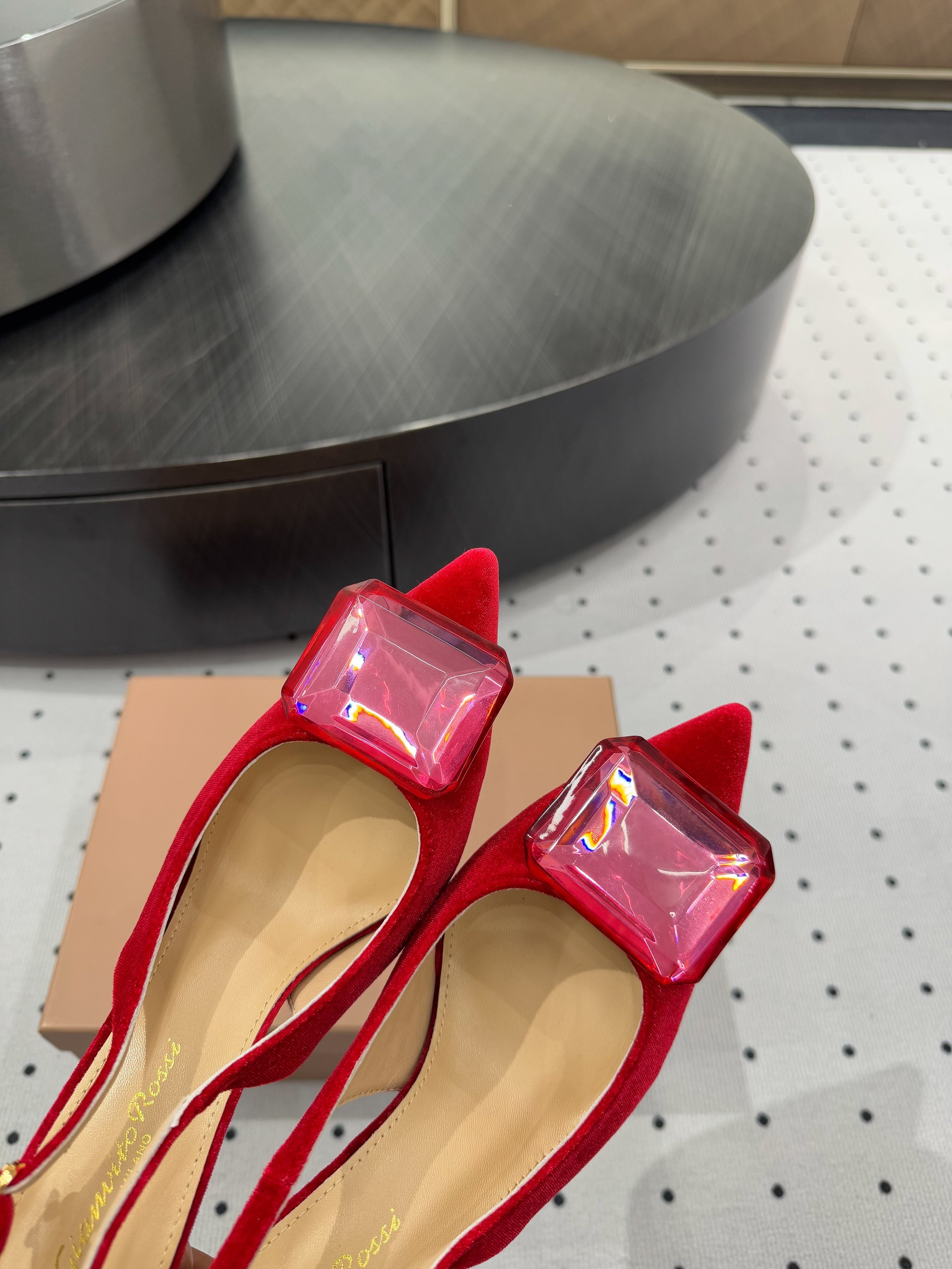 GIANVITO ROSSI 26S HIGH-HEEL SLINGBACKS 85 MM IN RED VELVET
