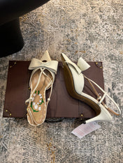 VLTN HIGH HEEL 25S 80 MM IN WHITE CALFSKIN WITH BOW