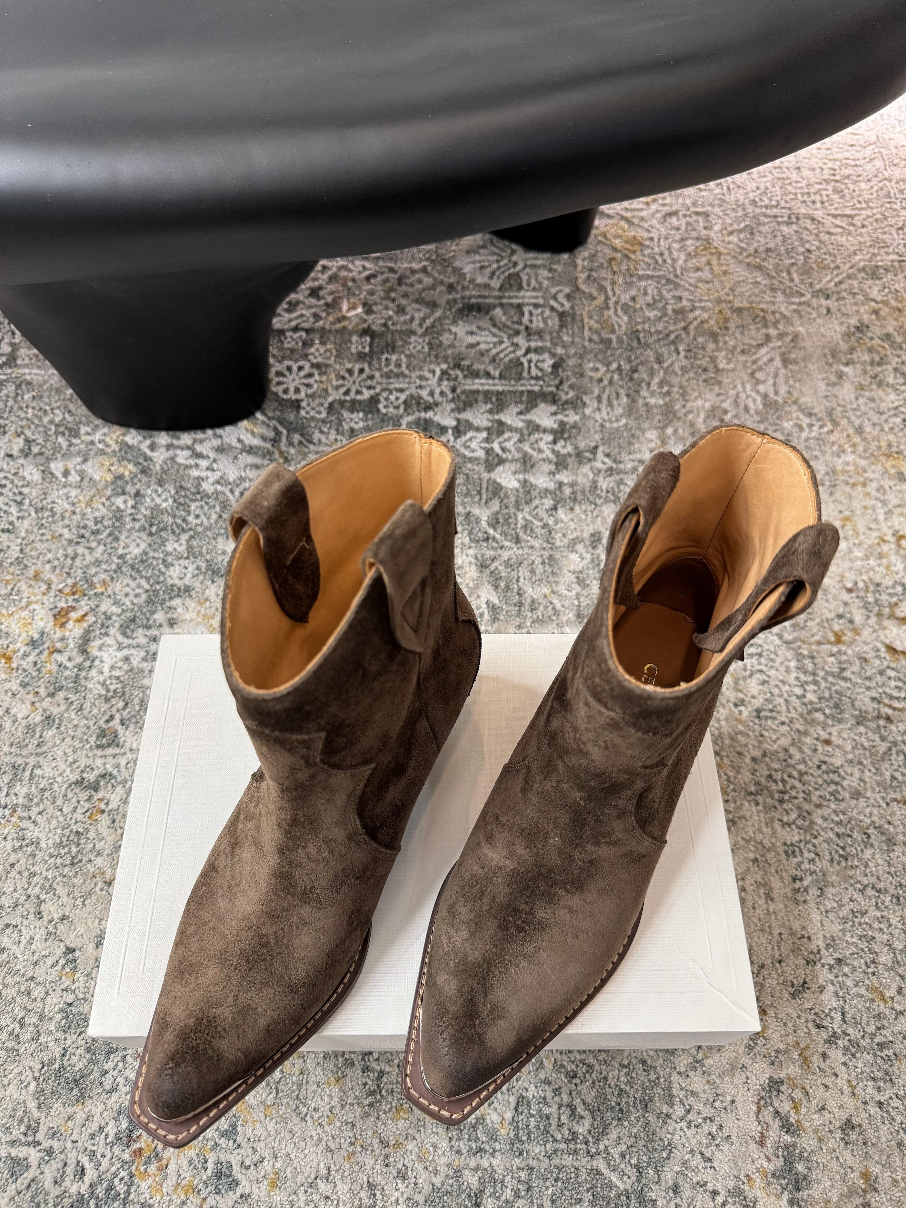 CELINE 26S ANKLE BOOTS 55 MM IN GRAYISH BROWN SUEDE