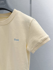 PRADA 26S T-SHIRT STYLE 861