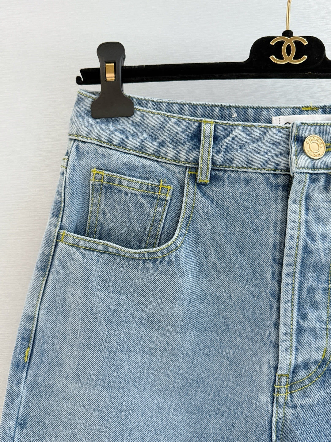 CHANEL 26S LIGHT BLUE JEANS 1437