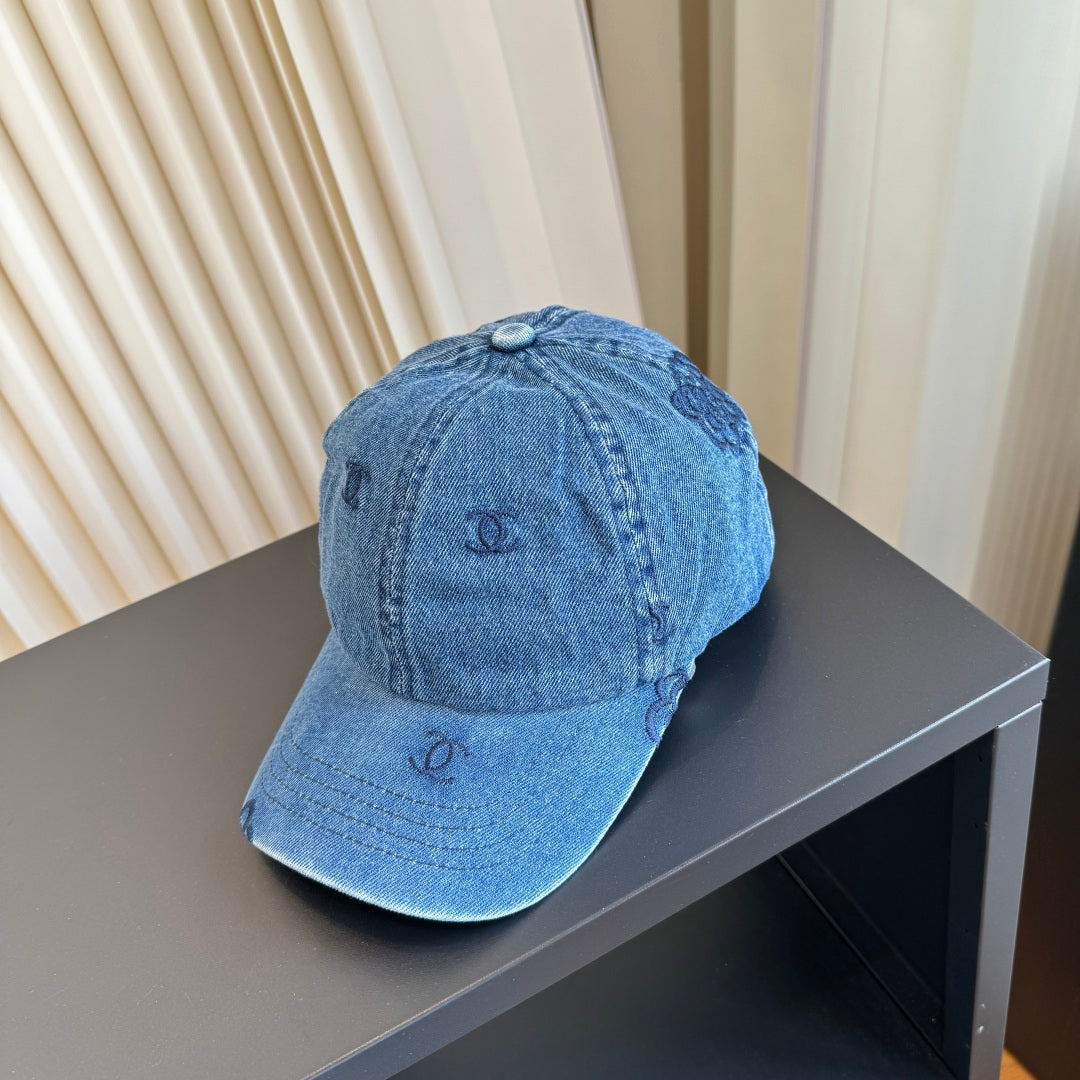 CHANEL 26S MONOGRAM CC DENIM BASEBALL CAP 337808
