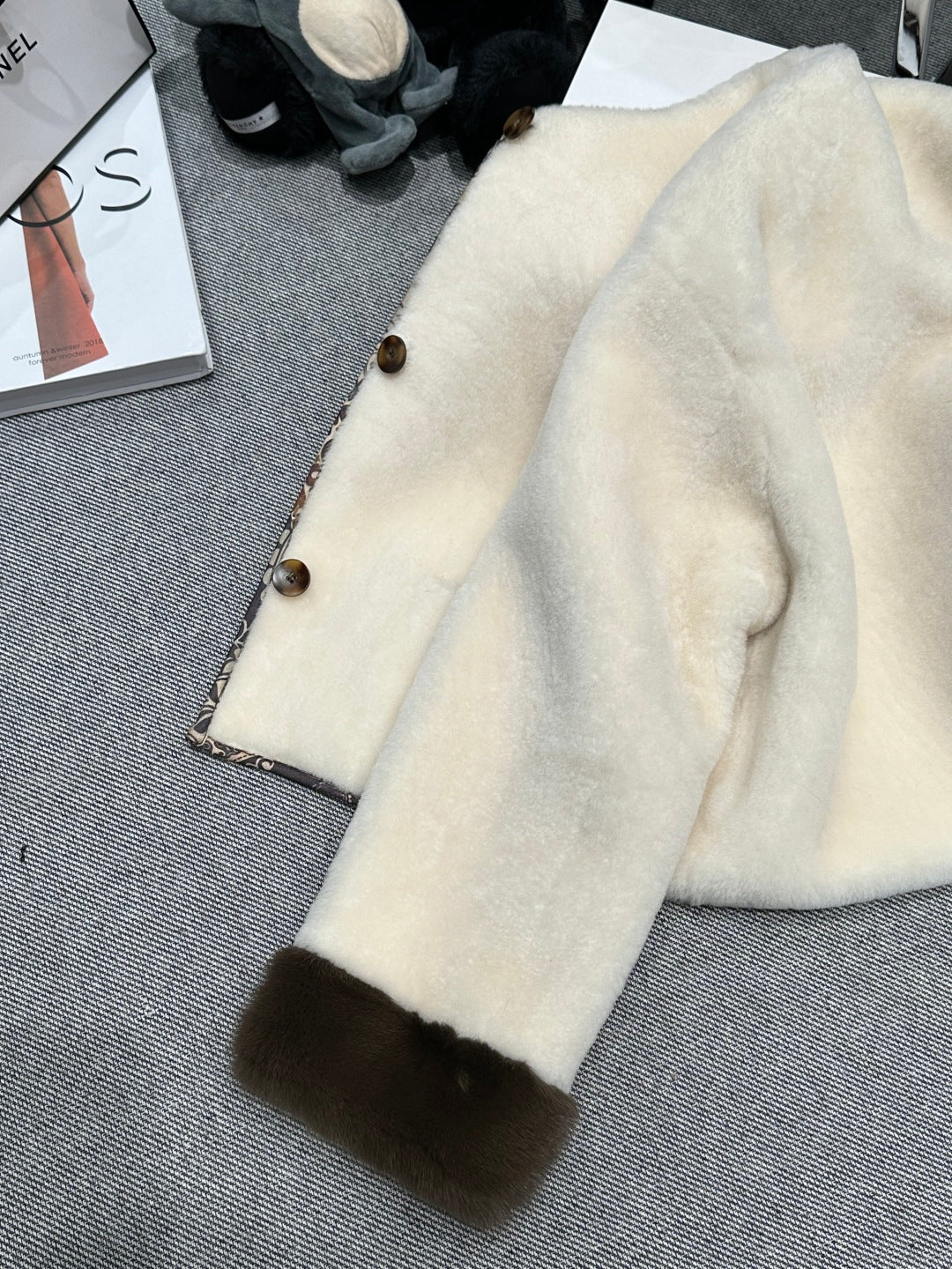 HERMES 25S REVERSIBLE FUR JACKET 473