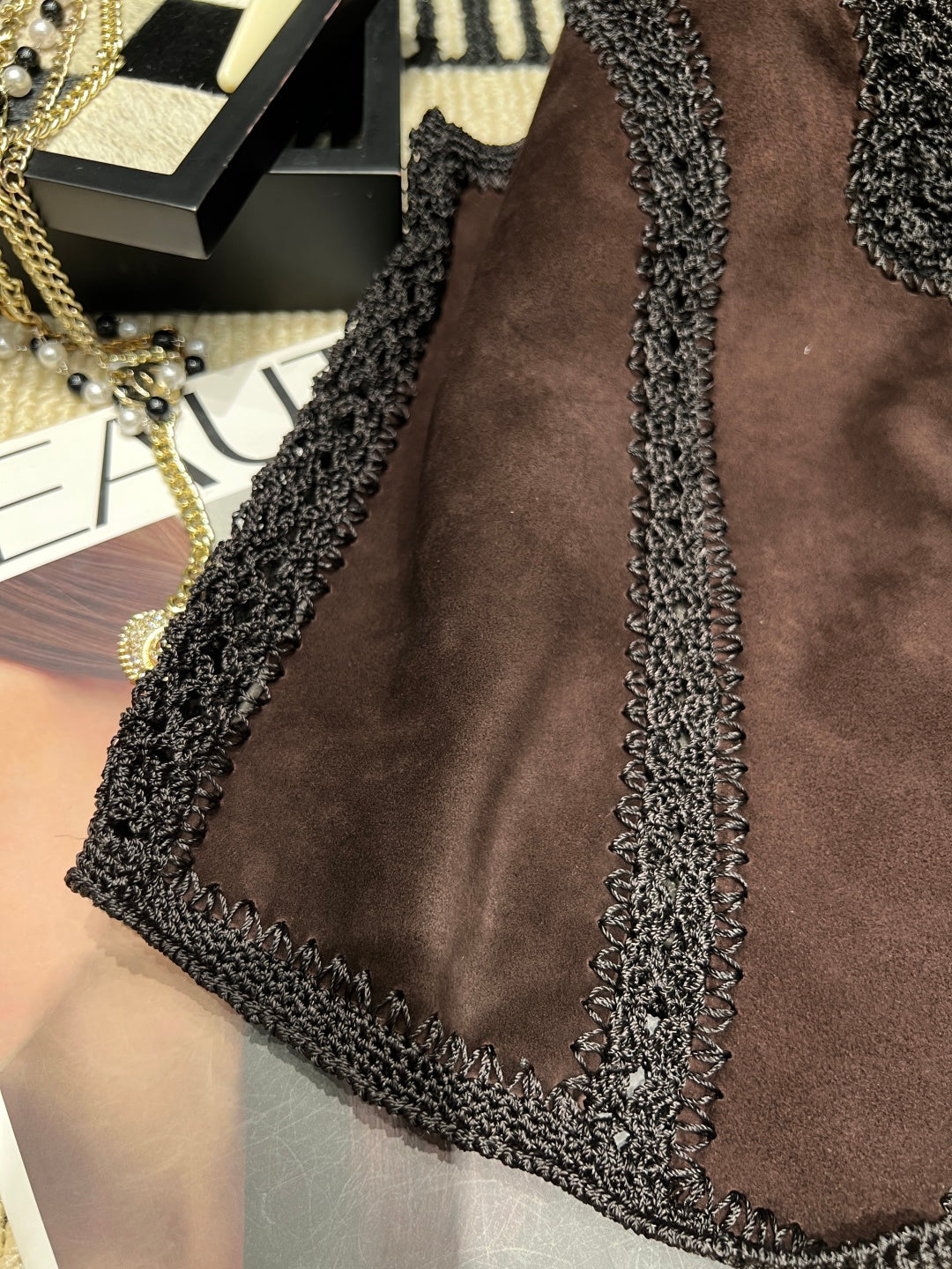 VALENTINO 26S CROCHET-TRIM SUEDE VEST 337