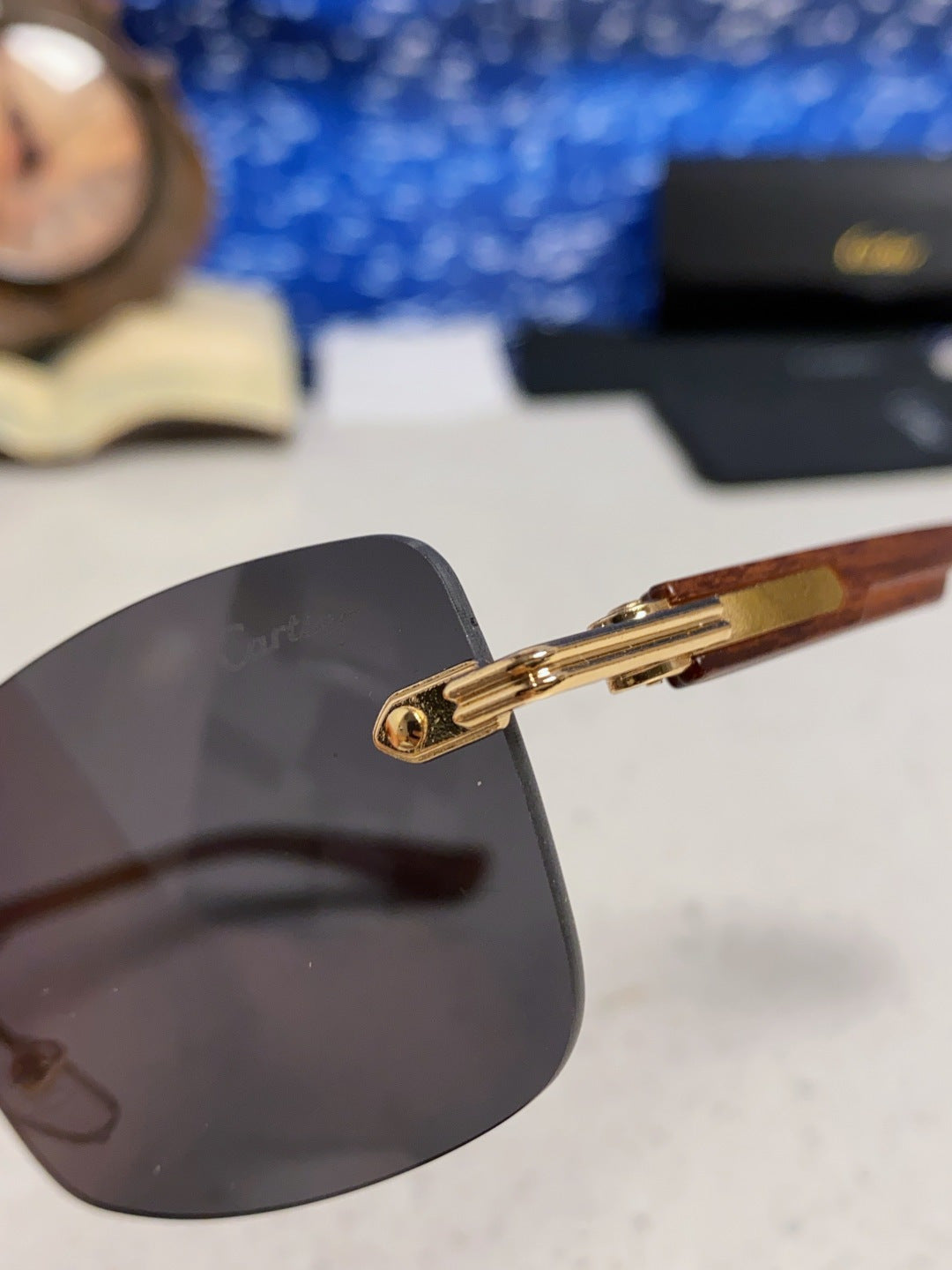 CARTIER 26S RIMLESS FRAME IN METAL 439585
