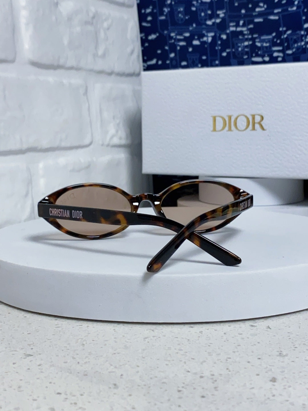 DIOR 26S OVAL FRAME IN ACETATE 394687