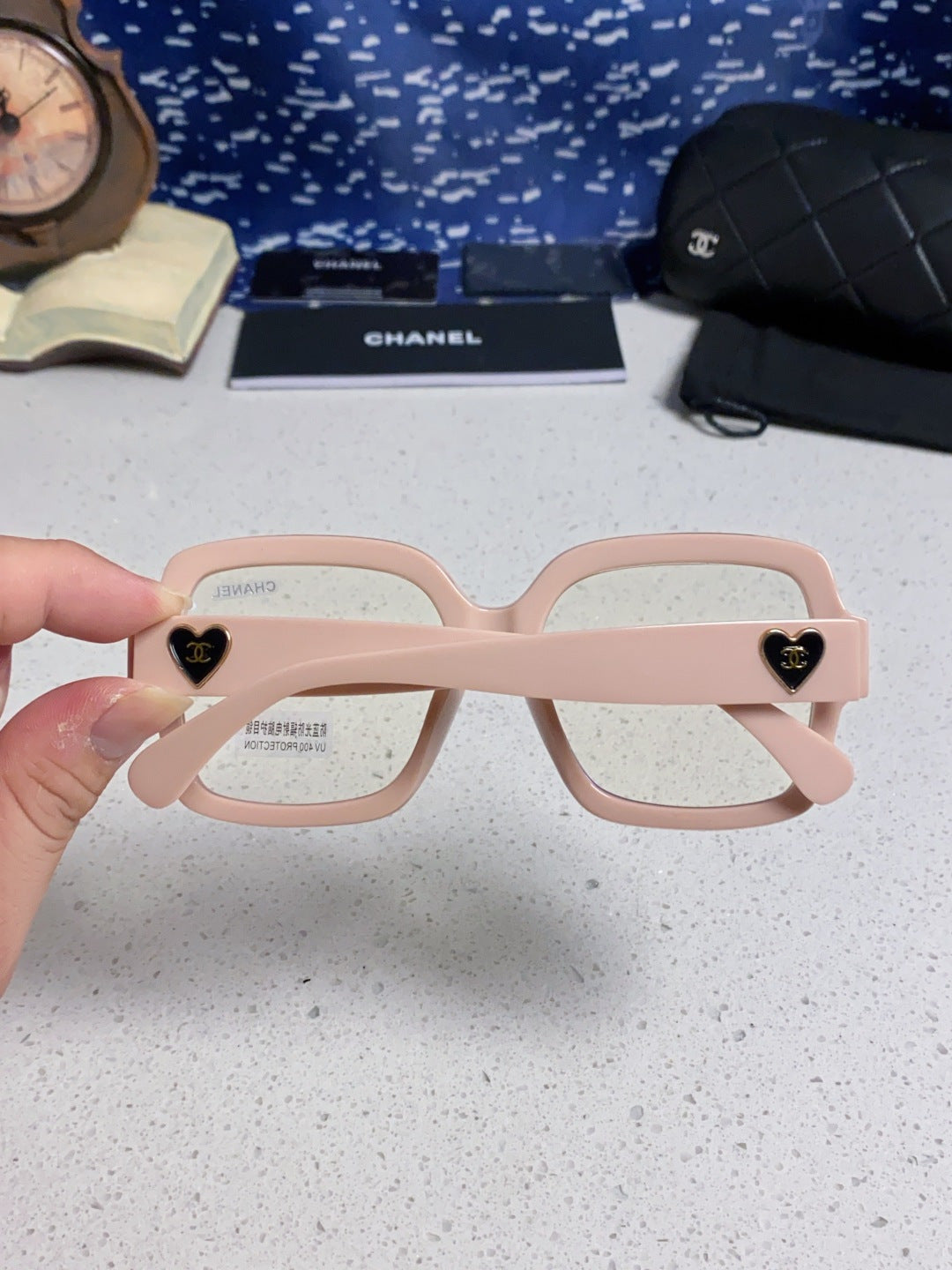 CHANEL 26S OVERSIZED SQUARE FRAME IN PINK ACETATE 404747