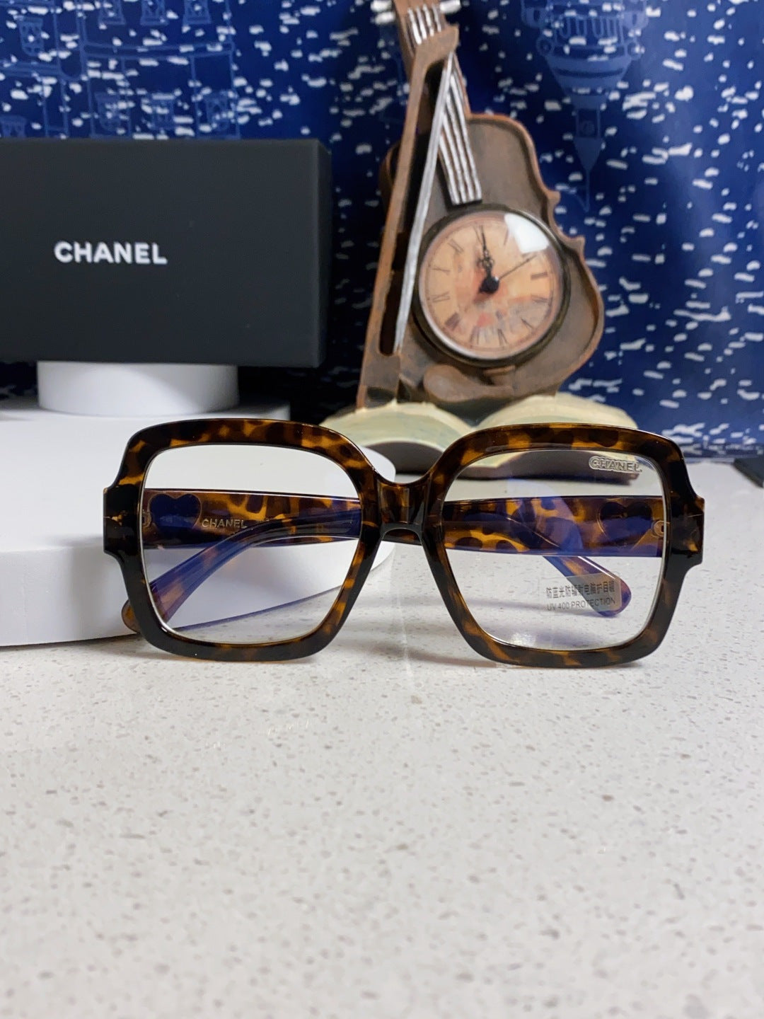 CHANEL 26S OVERSIZED SQUARE FRAME IN ACETATE 404749