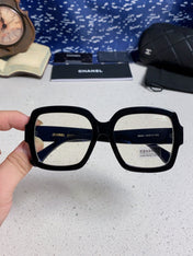 CHANEL 26S OVERSIZED SQUARE FRAME IN ACETATE 404750