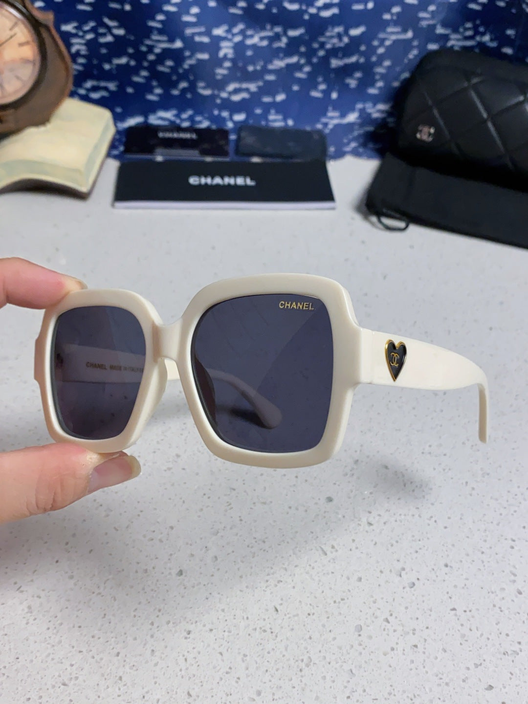 CHANEL 26S FACETED LENSES IN ACETATE 404752