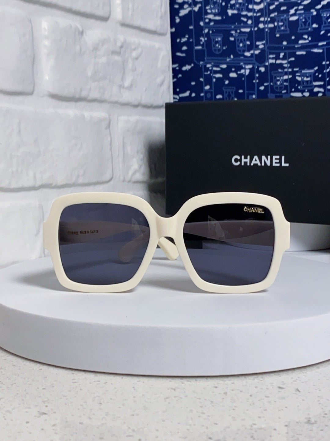 CHANEL 26S FACETED LENSES IN ACETATE 404752